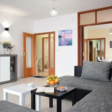 Ivoria - Apartments With A Swimming Pool Apartman Banjole