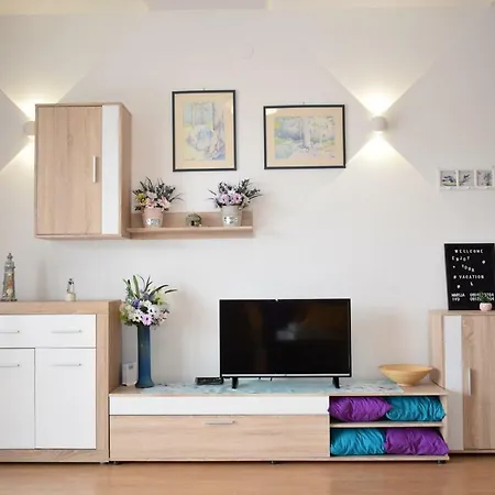 Ivoria - Apartments With A Swimming Pool Apartman *